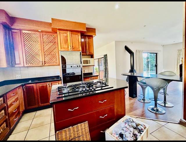 5 BEDROOM HOUSE FOR SALE IN VANDERBIJLPARK SE 4